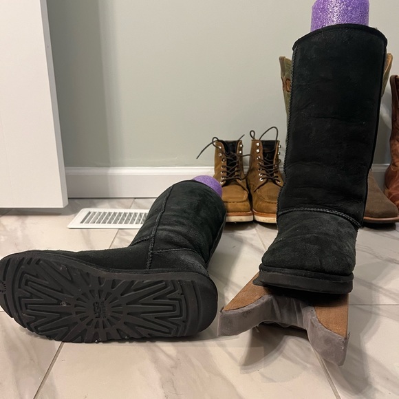 Ugg Boots - Tall Size 8 Womens - Picture 1 of 6
